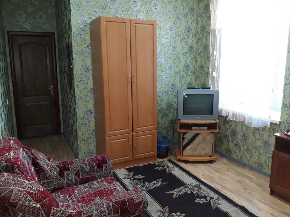Eurolux Hotel Poltava Esterno foto