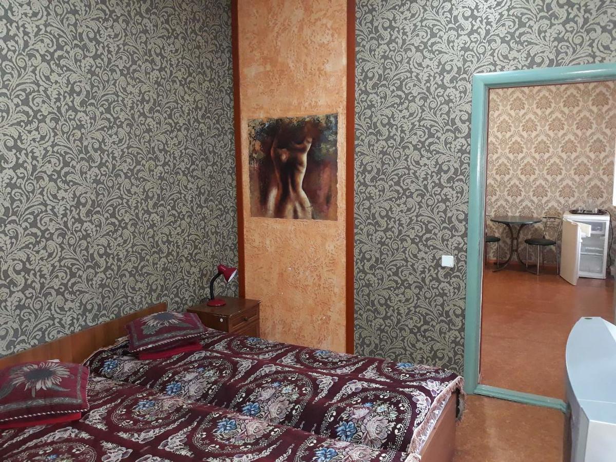 Eurolux Hotel Poltava Esterno foto
