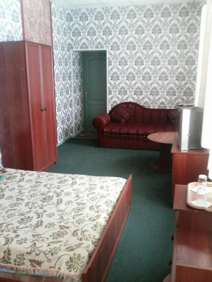 Eurolux Hotel Poltava Esterno foto