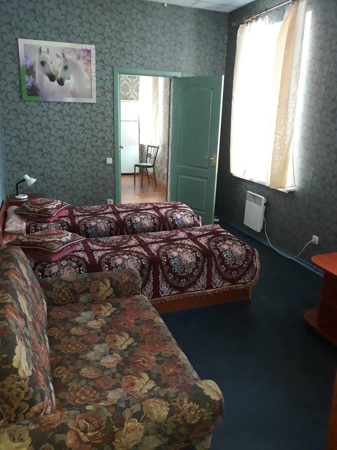 Eurolux Hotel Poltava Esterno foto
